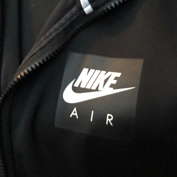 Nike Air Jacket - Picture 2 of 7
